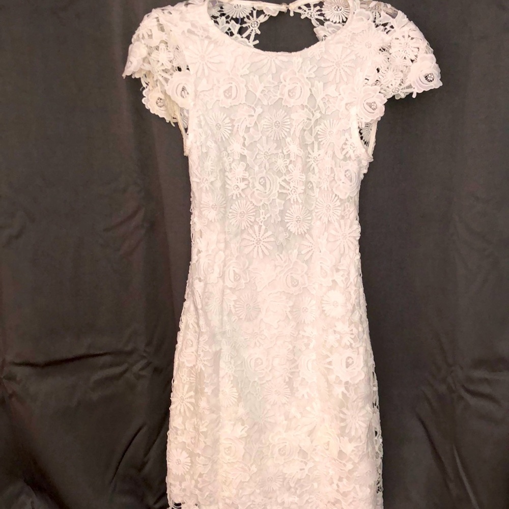 Lulus backless lace dress
